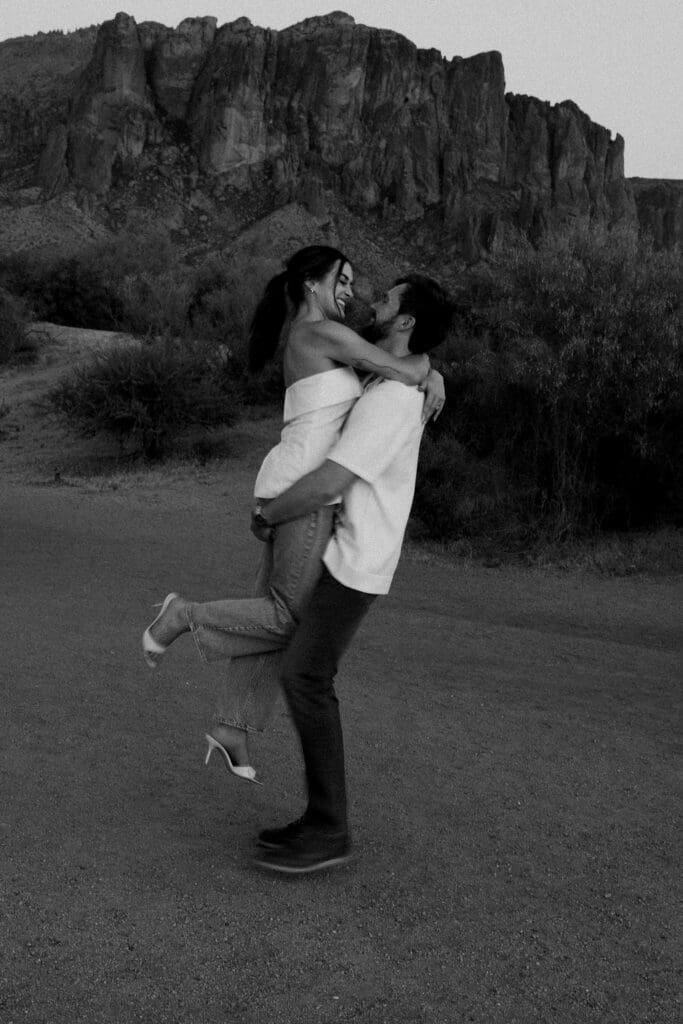 desert phoenix engagement session
