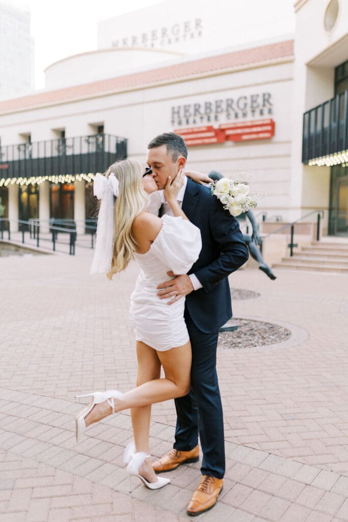 phoenix downtown engagement phoenix downtown elopement arizona elopement photographer