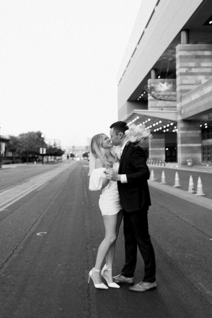 phoenix downtown engagement phoenix downtown elopement arizona elopement photographer