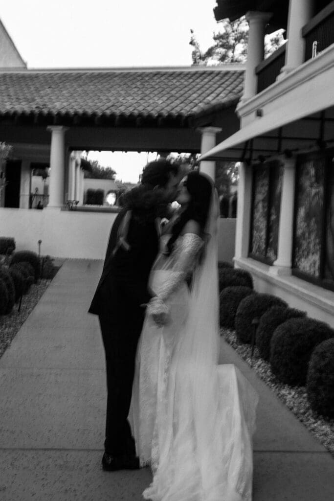 bride and groom photos scottsdale resort and spa scottsdale wedding photographer