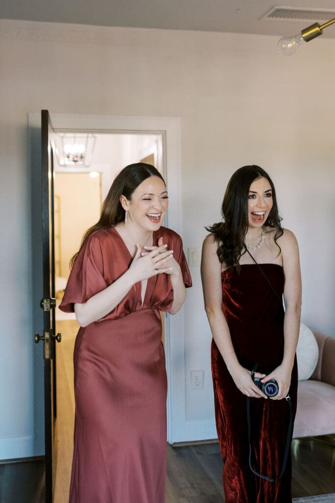 Getting Ready Secret Garden Phoenix Wedding Photographer