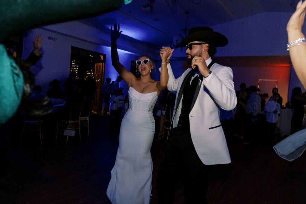secretgarden wedding phoenix - arizona wedding photographer