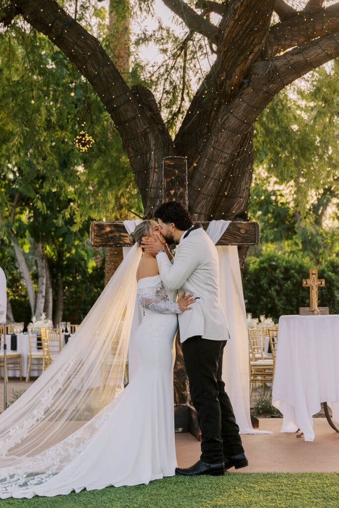 secretgarden wedding phoenix - arizona wedding photographer