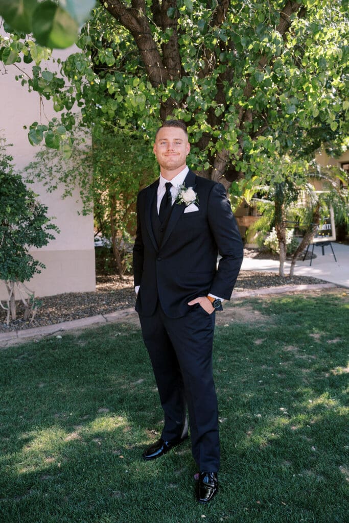 Getting ready photos at a Secret Garden Wedding in Phoenix
