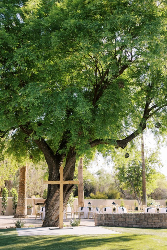Photos at a Secret Garden Wedding in Phoenix