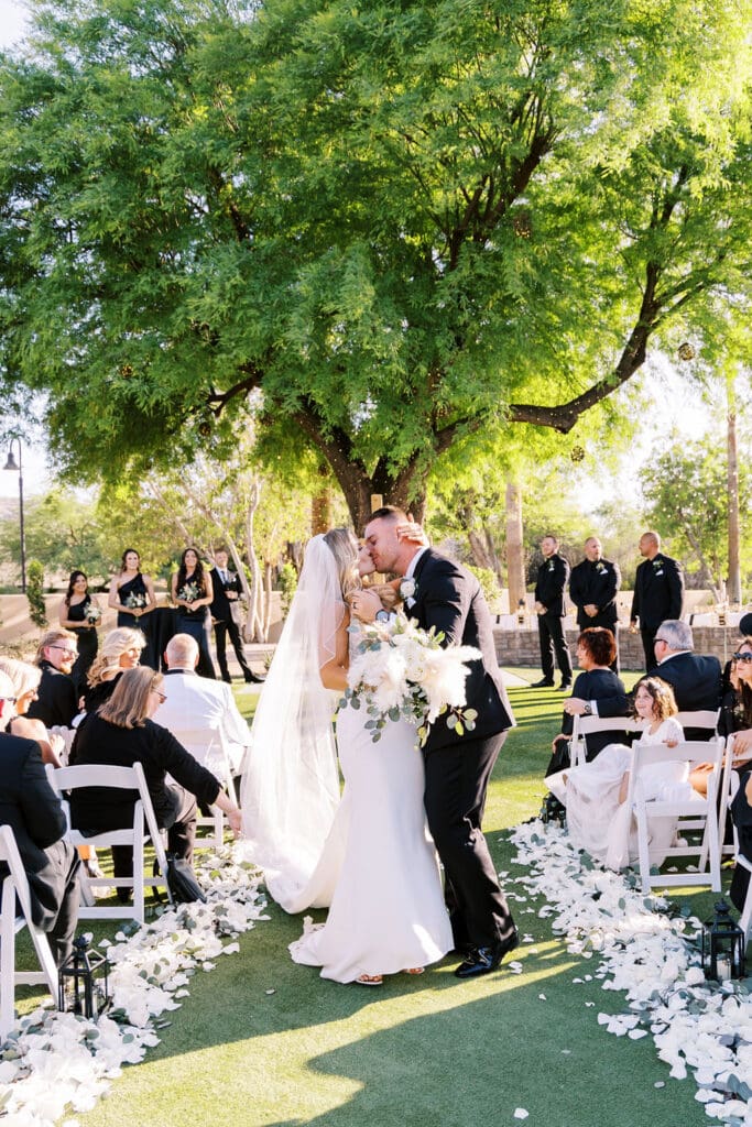Photos at a Secret Garden Wedding in Phoenix