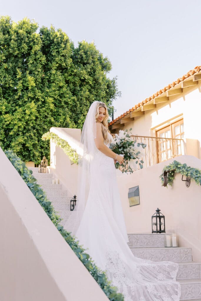 Bride and Groom photos at a Secret Garden Wedding in Phoenix