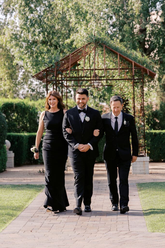 Detail photos Stonebridge Manor wedding, Arizona wedding photographer