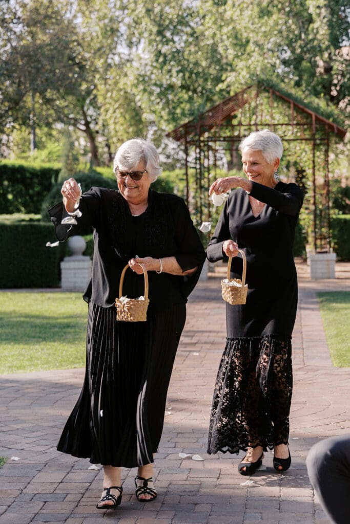 Ceremony photos Stonebridge Manor wedding, Arizona wedding photographer