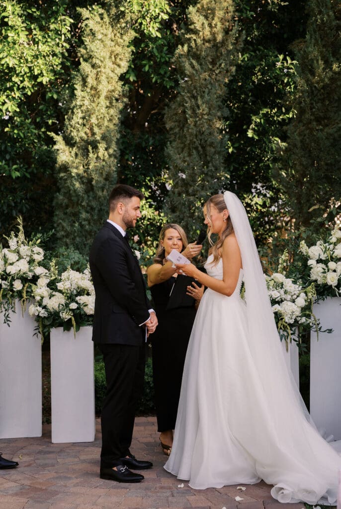 Ceremony photos Stonebridge Manor wedding, Arizona wedding photographer