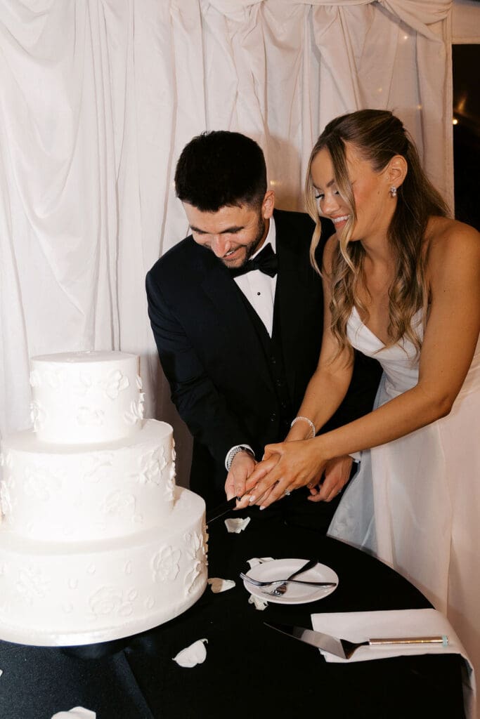 Reception photos Stonebridge Manor wedding, Arizona wedding photographer