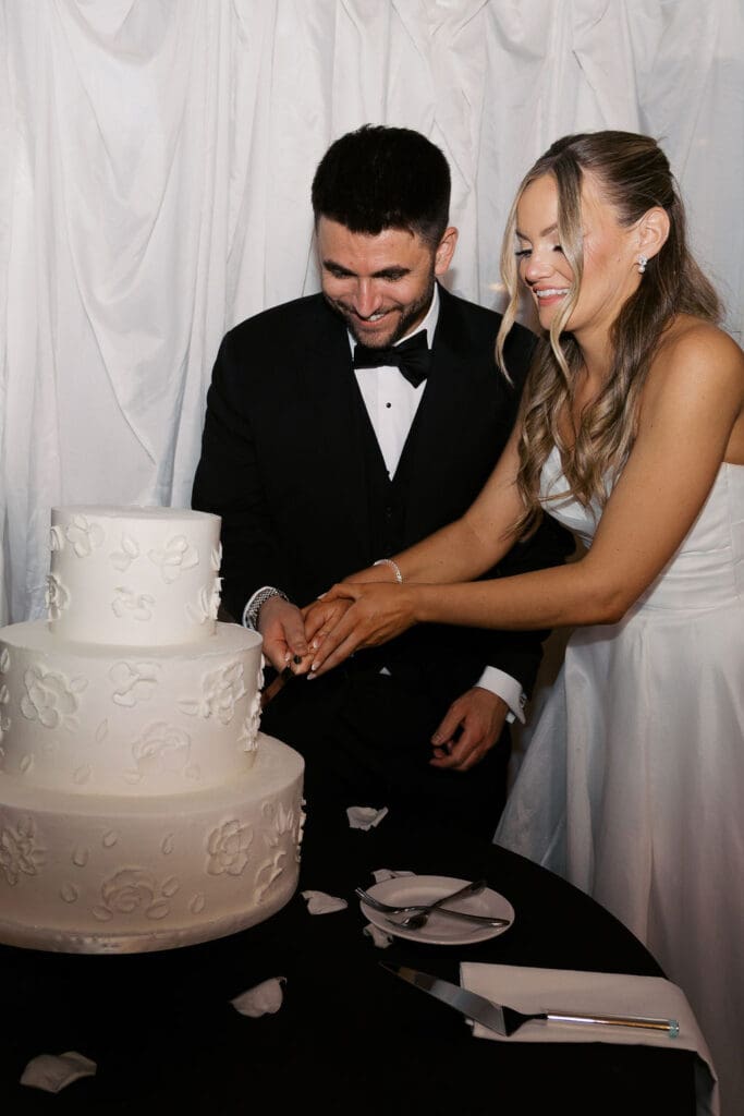 Reception photos Stonebridge Manor wedding, Arizona wedding photographer