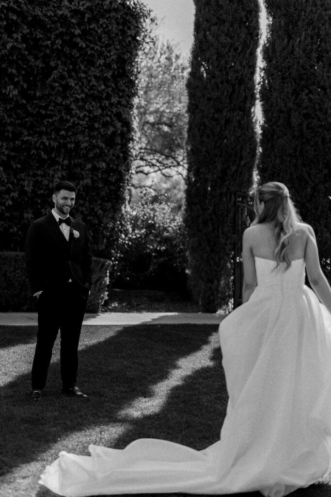 Bride and Groom photos Stonebridge Manor wedding, Arizona wedding photographer