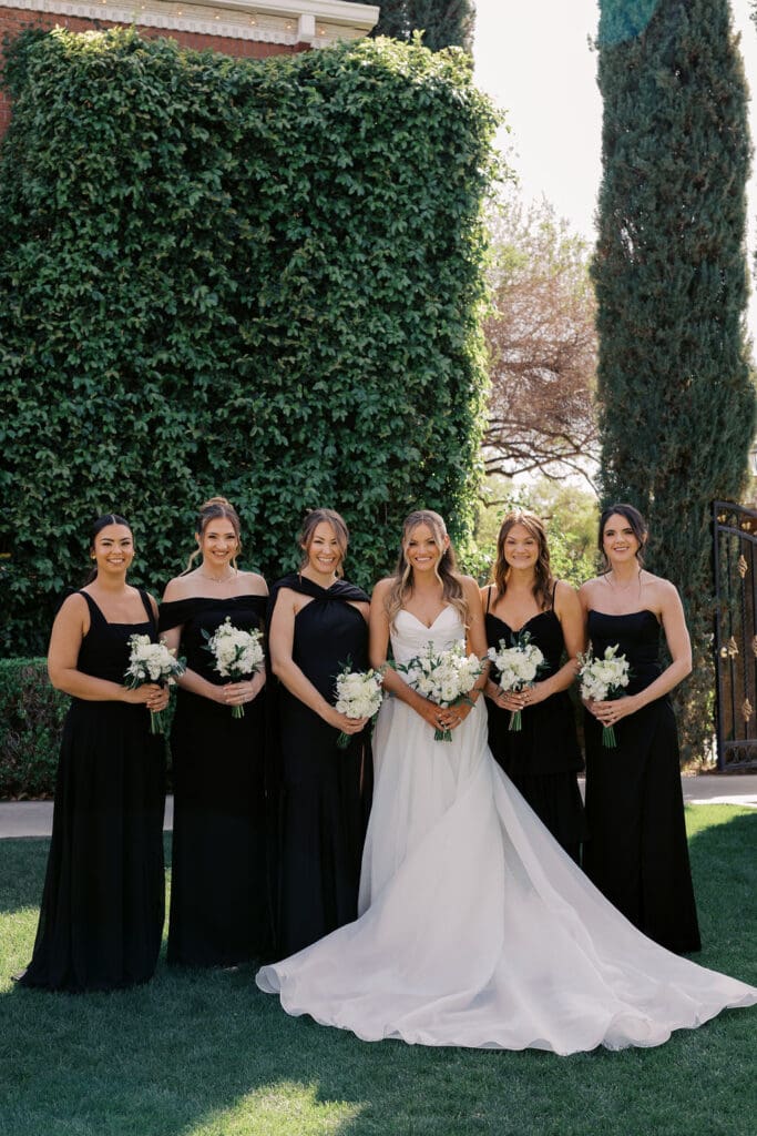 Bride and Groom photos Stonebridge Manor wedding, Arizona wedding photographer