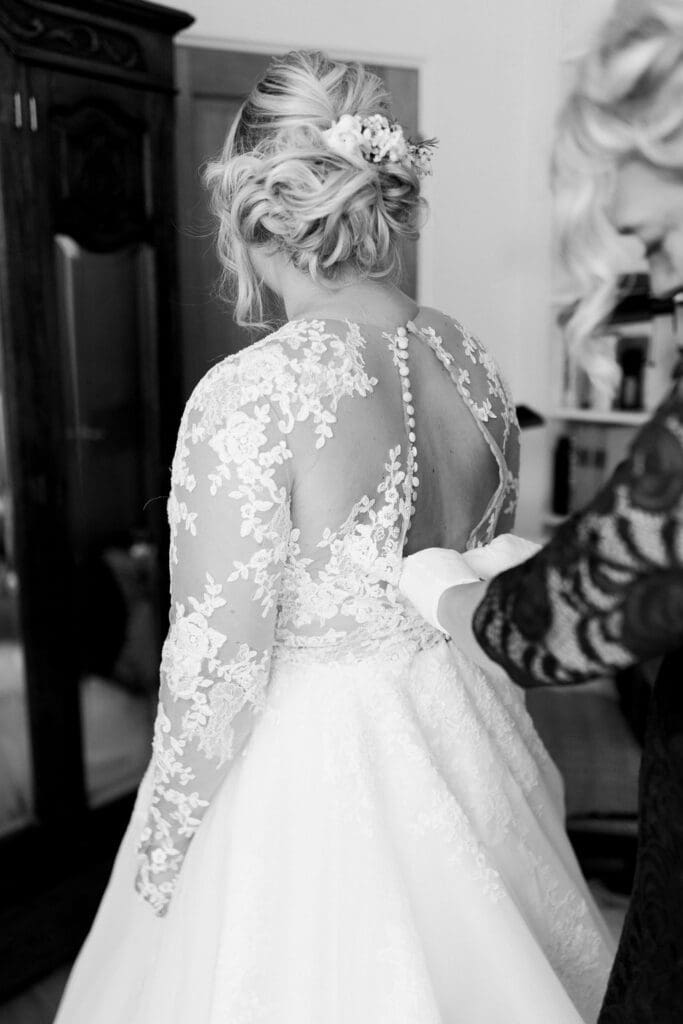 Getting Ready Tlaquepaque Sedona Wedding Photographer
