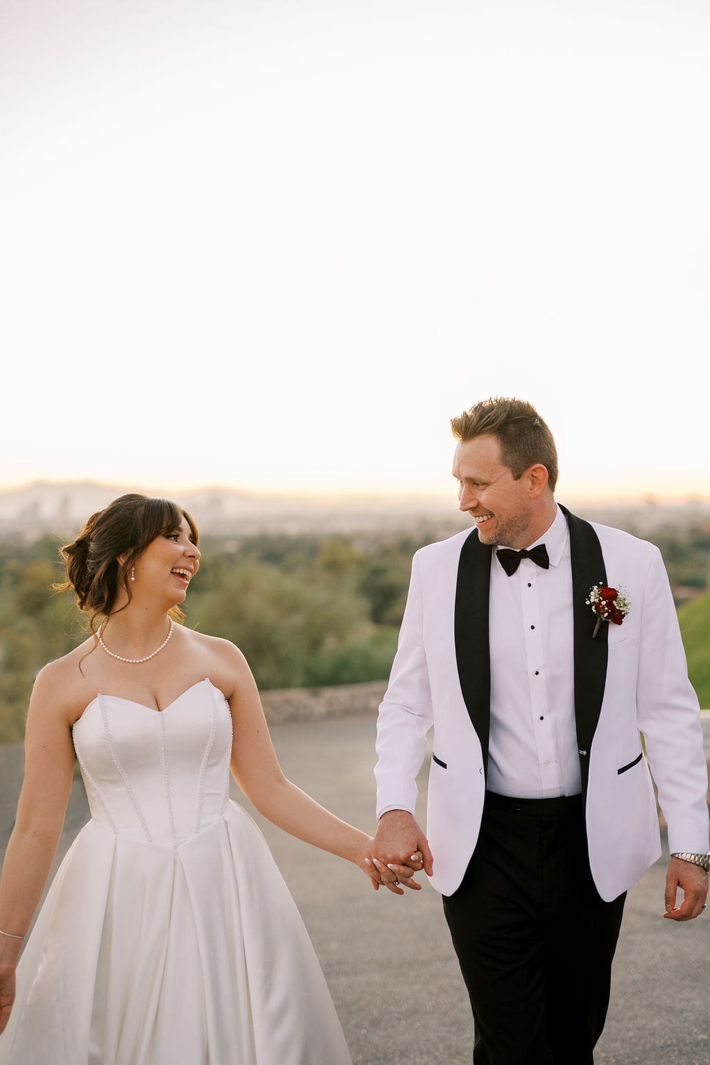 Bride and Groom photos at Wrigley mansion wedding, Phoenix Wedding Photographer